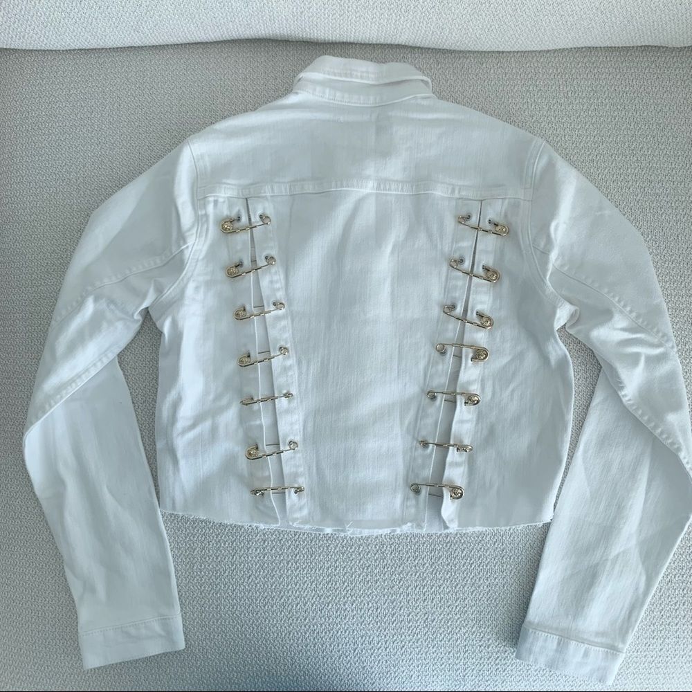 🔥 🧷 NWT L’AGENCE ARIA SAFETY PIN CROPPED DENIM JEAN JACKET - Picture 11 of 13